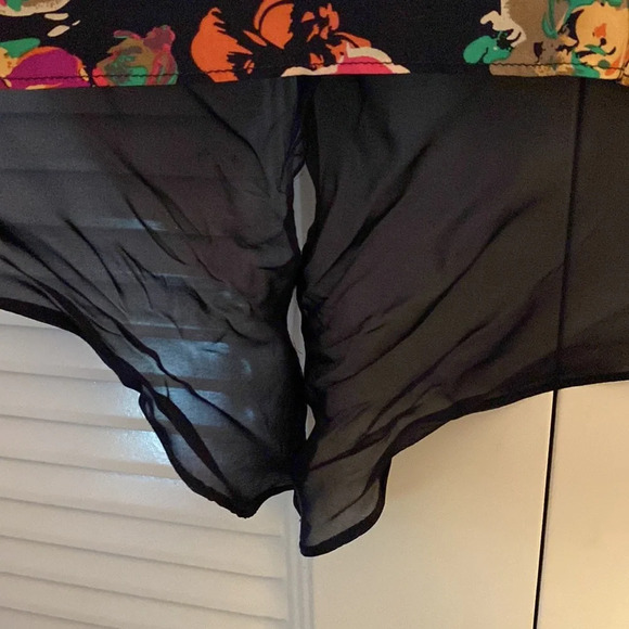 Maeve Komal Floral Silk Top Anthropologie - Picture 3 of 6